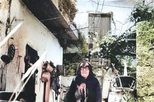 Γιαγιά που ποζάρει…