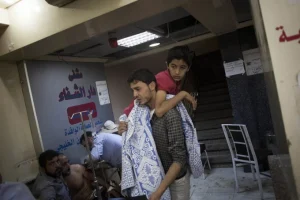 Ο Ισραηλινός στρατός «διώχνει» ασθενείς από νοσοκομείο της Βόρεια Γάζα