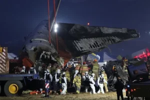 Επταήμερο εθνικό πένθος στη Νότια Κορέα για την αεροπορική τραγωδία – Προσευχήθηκε για τα θύματα ο πάπας Φραγκίσκος