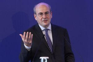 Χατζηδάκης: Τον Σεπτέμβριο έρχονται νέα μέτρα στήριξης για τη μεσαία τάξη