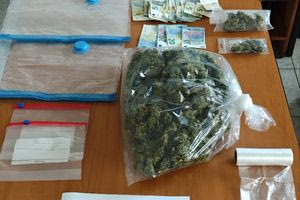 Ιεράπετρα: Στη “φάκα” ζευγάρι με πάνω από μισό κιλό κάνναβης