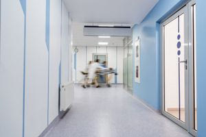 Πράσινο φως για τους ιδιώτες γιατρούς στα νοσοκομεία του ΕΣΥ – Η νέα υπουργική απόφαση