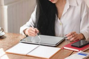 10 βραδινές συνήθειες που θα βελτιώσουν την καθημερινότητα σας