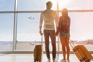 Οι Ευρωπαίοι θα ταξιδεύουν συχνότερα και θα δαπανούν περισσότερα το 2025