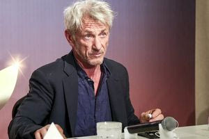 Ο Σον Πεν «τα χώνει» στον θεσμό των Όσκαρ