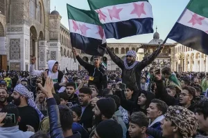 Πώς επηρεάζουν την Ελλάδα οι εξελίξεις στη Συρία: Το «τόξο αστάθειας» και τα δεδομένα για αιτήσεις ασύλου