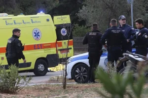 Θρακομακεδόνες: Τα πρώτα δευτερόλεπτα μετά τη στυγερή δολοφονία – Βίντεο δείχνει τον 47χρονο να είναι αιμόφυρτος στο έδαφος