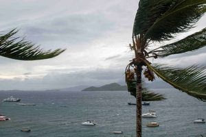 Φόβοι για εκατοντάδες ή και χιλιάδες νεκρούς μετά από φονικό κυκλώνα στη Μαγιότ