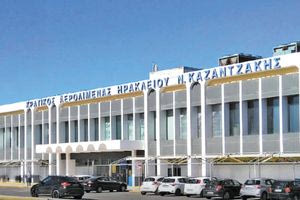 Αεροδρόμιο Ηρακλείου: Αναγκαστική προσγείωση λόγω αδιαθεσίας επιβάτη