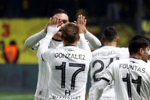 Οι παίκτες του ΟΦΗ ήξεραν τι να κάνουν την μπάλα