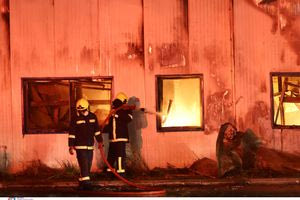 «Καραμολέγκος»: Κανονικά λειτουργεί το εργοστάσιο μετά τη φωτιά – Η ανακοίνωση της εταιρείας