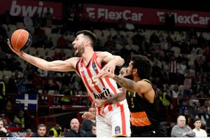 Greek Basketball League: Νίκες για Ολυμπιακό και Κολοσσό στα ματς της 2ης μέρας της 16ης αγωνιστικής