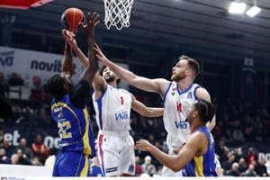 Greek Basketball League: Λύγισε και το Λαύριο στο «κάστρο» του ο Πανιώνιος