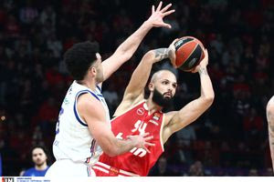 Ολυμπιακός – Εφές 92-89: «Καρδιοχτύπησε» στο φινάλε αλλά επέστρεψε στις νίκες