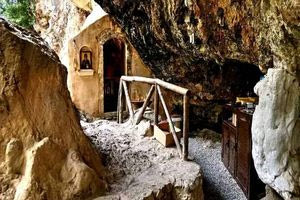 Ρέθυμνο: Το θαυματουργό εκκλησάκι του Αγίου Αντωνίου στην Πατσό