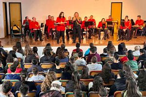 8ο Γυμνάσιο Ηρακλείου: Όταν η Μουσική και η Αγάπη ενώνουν καρδιές