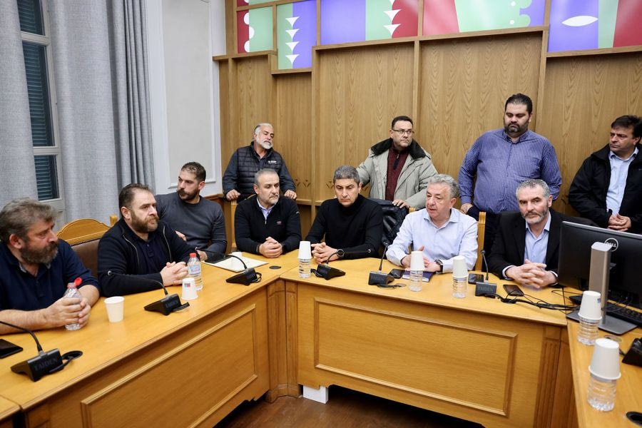 Στ. Αρναουτάκης: «Δεν γίνεται η Κρήτη να δίνει και να μην παίρνει»