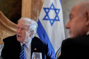 Τραμπ σε Νετανιάχου: «Κάνε αυτό που πρέπει για τη συμφωνία»