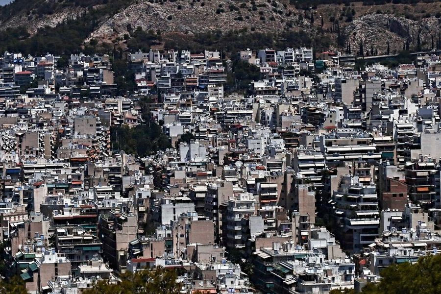 Στα ύψη οι τιμές των νεόδμητων ακίνητων – Χωρίς «φρένο» οι αυξήσεις στα οικοδομικά υλικά