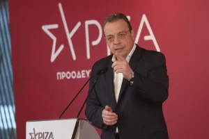Σ. Φάμελλος: «Το καθεστώς Μητσοτάκη πρέπει να φύγει» – Προαγγελία καταστατικών αλλαγών στον ΣΥΡΙΖΑ