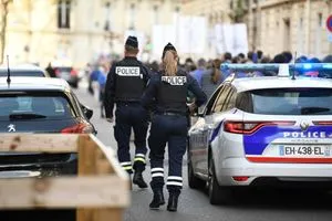 Γαλλία: Μητέρα κατηγορείται ότι άφησε την 13χρονη κόρη της να πεθάνει από την πείνα