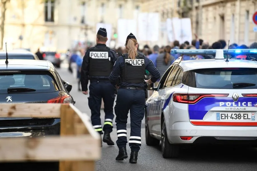Γαλλία: Μητέρα κατηγορείται ότι άφησε την 13χρονη κόρη της να πεθάνει από την πείνα