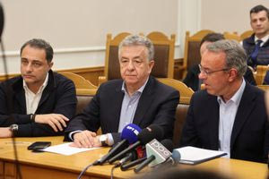 Ο Στ. Αρναουτάκης πετάει ξανά το “μπαλάκι” στην Κυβέρνηση: «Αν το Υπουργείο δεν χρηματοδοτήσει τις μελέτες μέχρι τη Σητεία, θα το κάνει η Περιφέρεια» 