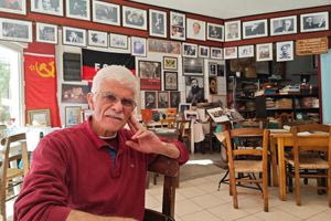 Τέλος εποχής για τον ιστορικό καφενέ του Καγιαμπή