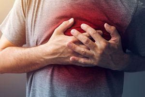 Καρδιακή ανακοπή: Δύο συμπτώματα που προειδοποιούν 24 ώρες νωρίτερα