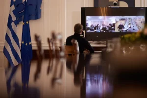 Ποιος βάζει την ατζέντα…