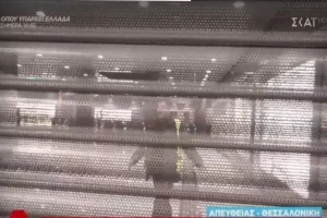 Δημοσιογράφος ρώταγε υπάλληλο αν θα ανοίξει ο σταθμός του μετρό: «Το γήπεδο του Άρη πότε θα ανοίξει», απαντούσε