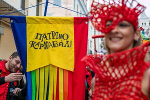 Πάτρα: Σε καρναβαλικούς ρυθμούς η πόλη – Απόψε η Τελετή Έναρξης στην Πλατεία Γεωργίου