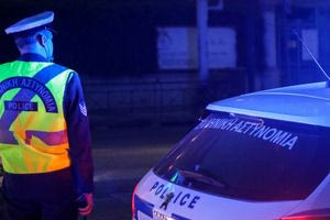 Αθήνα: Μεθυσμένος οδηγός συνελήφθη γιατί έκανε επικίνδυνους ελιγμούς στην Ακαδημίας την ώρα των διαδηλώσεων