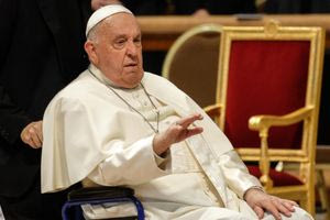 Ιταλία: Η Μελόνι επισκέφθηκε τον πάπα Φραγκίσκο στο νοσοκομείο – Η Ελβετική φρουρά προετοιμάζεται