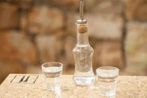 Κωνσταντινούπολη: 19 νεκροί μέσα σε 48 ώρες από την κατανάλωση νοθευμένης ρακής