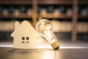 Ρεύμα: Τι είναι το κόκκινο τιμολόγιο που έρχεται από τον Σεπτέμβριο