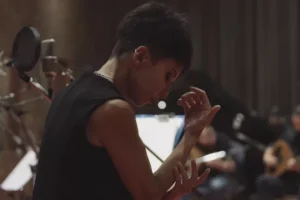 Πρωτοχρονιά 2025 στο Σύνταγμα: Αποθεώθηκε στα social media η διερμηνέας της νοηματικής