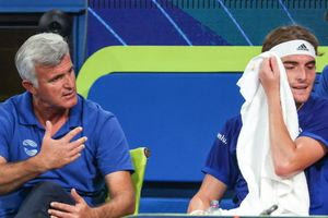 Στέφανος Τσιτσιπάς για τον πατέρα του: «Πιστεύω πως ακόμα μέχρι σήμερα είναι πληγωμένος, αλλά τον καταλαβαίνω»