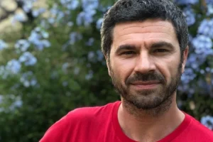 Χρήστος Βασιλόπουλος για τις καταστροφικές πυρκαγιές στην Καλιφόρνια: «Φοβάμαι, είμαι σε εγρήγορση»