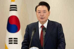 Νότια Κορέα: Η δικαιοσύνη αποφάσισε την παράταση της κράτησης του προέδρου που κατηγορείται για ανταρσία