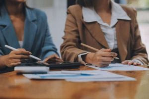 Νόμος του κράτους η υποχρεωτική συμμετοχή τουλάχιστον 33% γυναικών στα ΔΣ των εισηγμένων εταιρειών