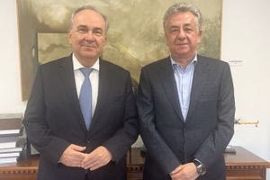Συνάντηση Αρναουτάκη με Παπαθανάση για τα Αναπτυξιακά έργα στην Κρήτη