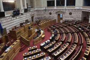 Στη Βουλή το νέο νομοσχέδιο της ΝΔ για το μεταναστευτικό: Οι ποινές που προβλέπει