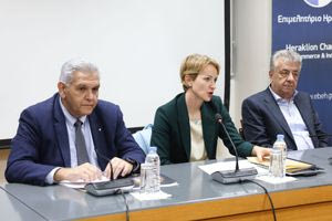 Τι είπε η Α. Σδούκου με εκπροσώπους των φορέων στο Επιμελητήριο Ηρακλείου