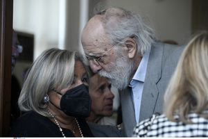 Αλέξανδρος Λυκουρέζος: «Δεν υπάρχει εγκεφαλικό, είχα μια αδιαθεσία και πήγα στο νοσοκομείο»