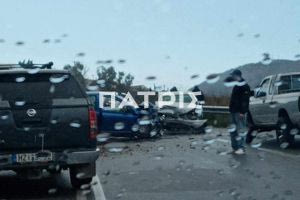 Σφοδρή σύγκρουση δύο οχημάτων στην Εθνική Ηρακλείου – Μοιρών