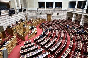 Βουλή: Αρχές Μαρτίου η προ ημερησίας συζήτηση και η προανακριτική για τα Τέμπη