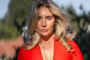 Bonnie Blue: Έγκυος το μοντέλο του OnlyFans που «κοιμήθηκε» με 1.057 άνδρες – Σε livestream ο τοκετός