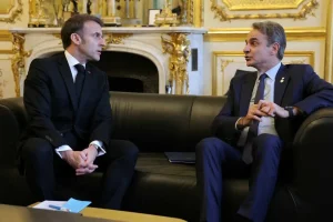 Μακρόν για τη συνάντηση με Μητσοτάκη: Επαναβεβαίωσα τη δέσμευση της Γαλλίας για την ασφάλεια της Ελλάδας