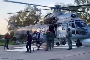 Γαύδος: Ολοκληρώθηκε η μεταφορά με ελικόπτερο του τραυματία μετανάστη στο νοσοκομείο Χανίων